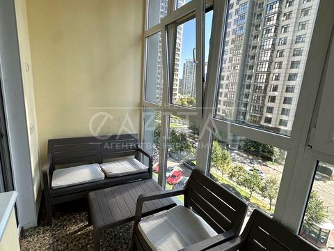 квартира за адресою Андрія Верхогляда вул. (Михайла Драгомирова), 16-Б