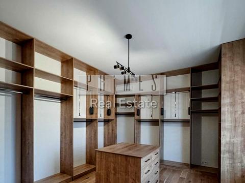 будинок за адресою Лобановського вул.