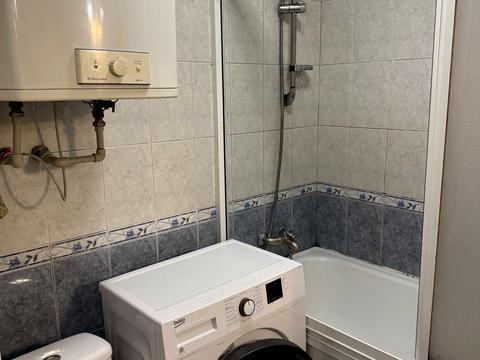 квартира за адресою Дніпро, Богдана Хмельницького просп. (Героїв Сталінграда), 4-Б