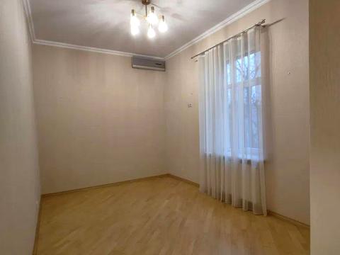 квартира за адресою Львів, Євгена Коновальця вул. (), 75