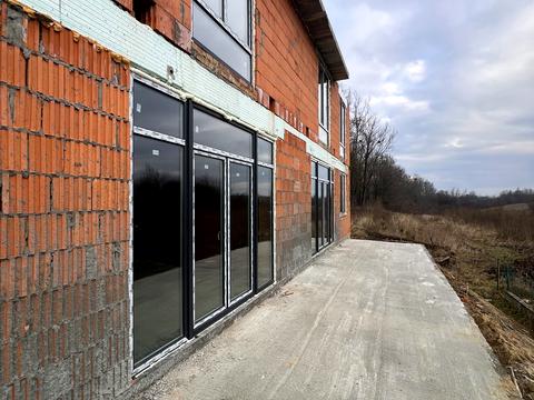 дом по адресу Центральна