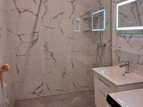 квартира за адресою Кучмин Яр пров. (Краснодонський), 4