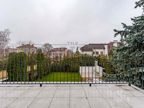 будинок за адресою смт. Козин, Київська вул.