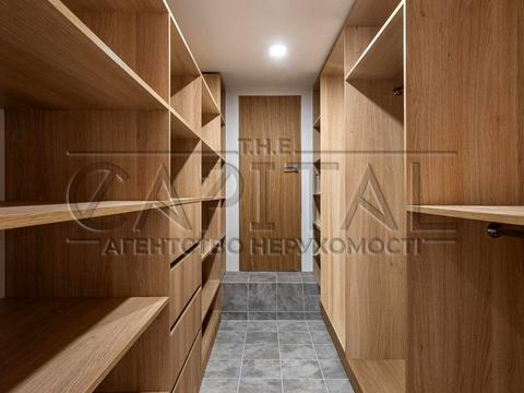 будинок за адресою смт. Козин, Київська вул.