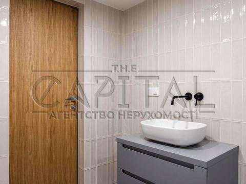 будинок за адресою смт. Козин, Київська вул.