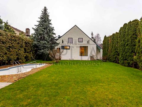 будинок за адресою смт. Козин, Київська вул.