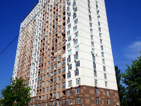 квартира за адресою Ованеса Туманяна вул., 3