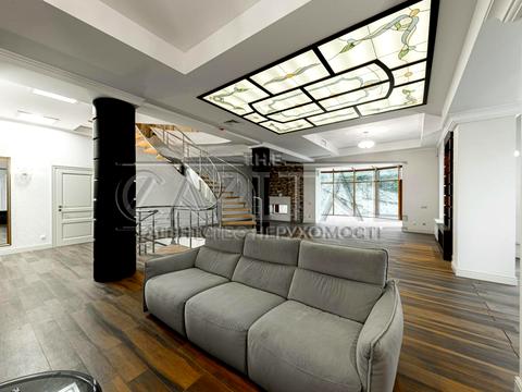 дом по адресу Локомотивная ул.