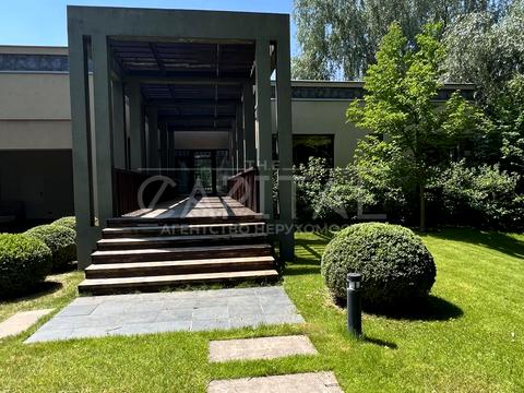 будинок за адресою Зоряний провулок