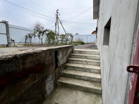 будинок за адресою смт. Великодолинське, Центральна вул.