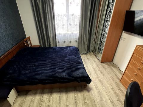 будинок за адресою смт. Великодолинське, Центральна вул.