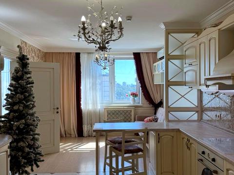 квартира за адресою Патріарха Мстислава Скрипника вул., 40