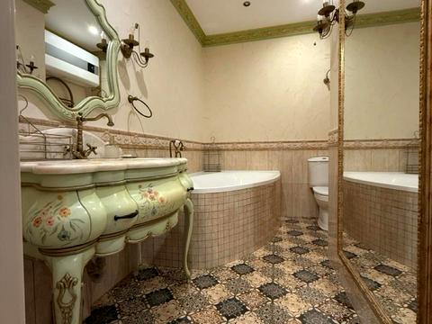 квартира за адресою Патріарха Мстислава Скрипника вул., 40