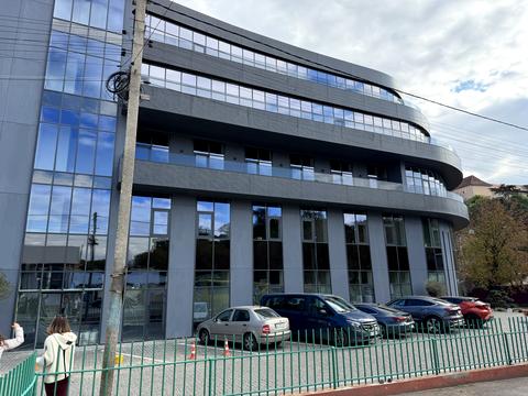 коммерческая по адресу Островная ул., 2