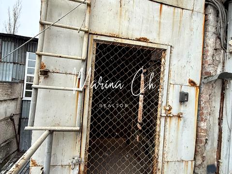 комерційна за адресою Робоча вул., 23в