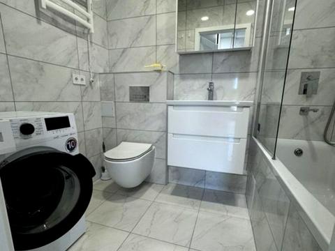 квартира за адресою Профсоюзна вул., 9-А