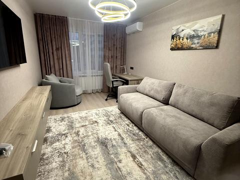 квартира за адресою Літературна вул. (Чехова), 27