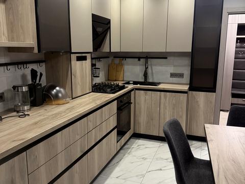 квартира за адресою Літературна вул. (Чехова), 27