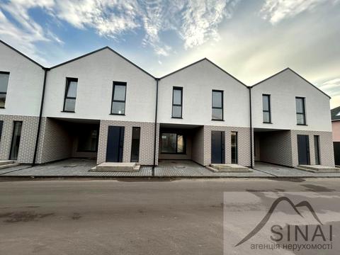 будинок за адресою Садова 208, 1