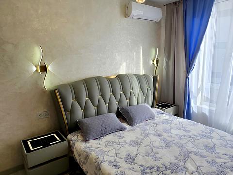 квартира по адресу Олександра Олеся ул., 9-А