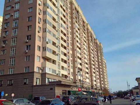 квартира за адресою Михайла Грушевського вул., 30б