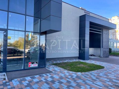 комерційна за адресою Вишняківська вул., 4