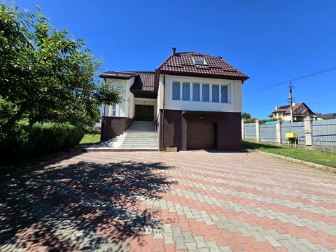 будинок за адресою Центральна вул., 10