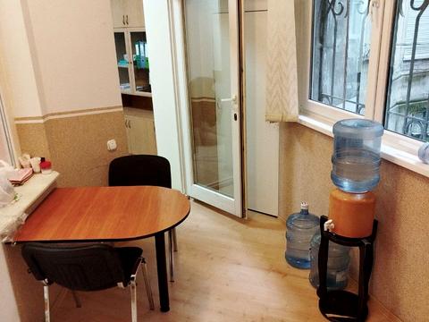 коммерческая по адресу Ярослава Стецько ул., 8