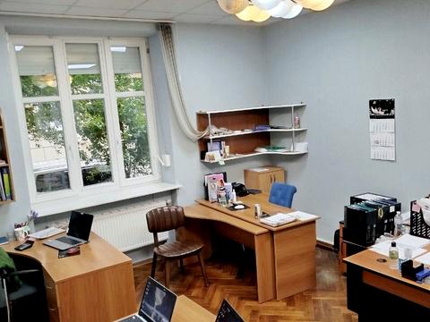 коммерческая по адресу Ярослава Стецько ул., 8