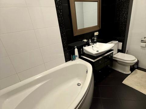 квартира за адресою Андрія Мельника вул., 36