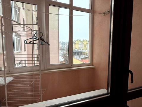 квартира за адресою Андрія Мельника вул., 36