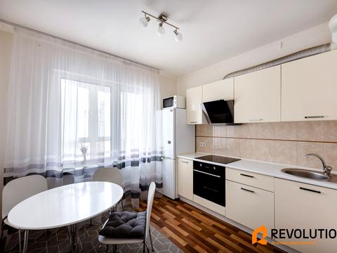 квартира за адресою Бориса Гмирі вул., 10/40