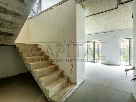 будинок за адресою Валерія Лобановського вул.