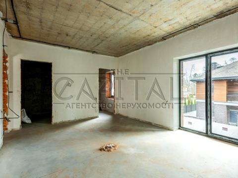 будинок за адресою Валерія Лобановського вул.