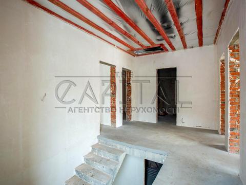 будинок за адресою Валерія Лобановського вул.