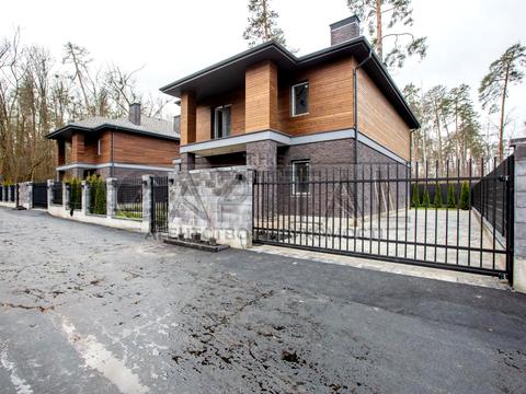 будинок за адресою Валерія Лобановського вул.