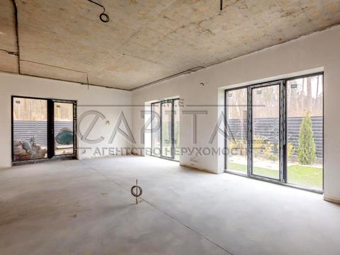 будинок за адресою Валерія Лобановського вул.