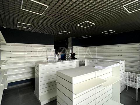 комерційна за адресою Абрикосова вул., 3-Б