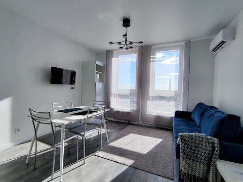 квартира за адресою Олеся Бердника вул., 1-Г