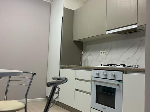 квартира за адресою Андрія Малишка вул. (Льва Толстого), 84