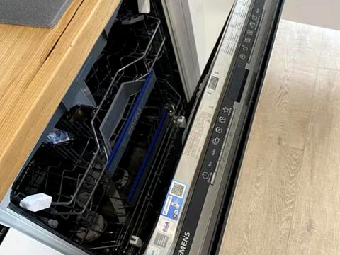 квартира по адресу Львовская ул., 33а