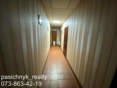 комерційна за адресою Яснополянська вул., 9а