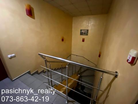 комерційна за адресою Яснополянська вул., 9а