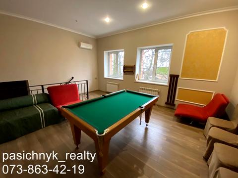 комерційна за адресою Яснополянська вул., 9а