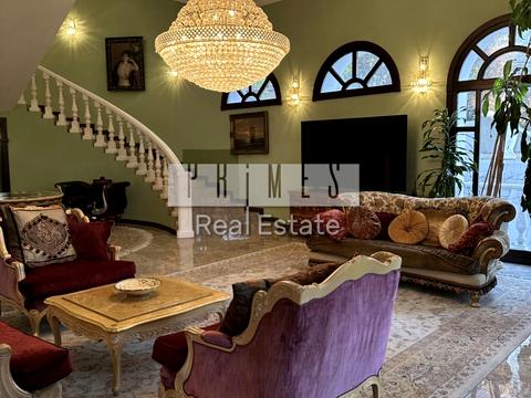 будинок за адресою Лаврська вул. (Січневого Повстання)