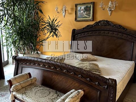 будинок за адресою Лаврська вул. (Січневого Повстання)