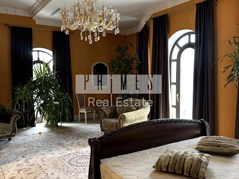 будинок за адресою Лаврська вул. (Січневого Повстання)