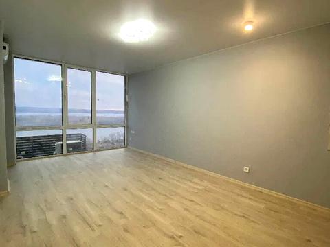 комерційна за адресою Набережна Перемоги вул., 40-Д