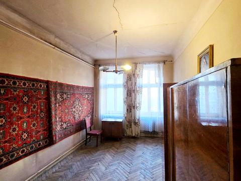 квартира за адресою Джерельна вул., 33