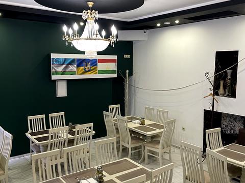 комерційна за адресою Петра Сагайдачного вул., 10